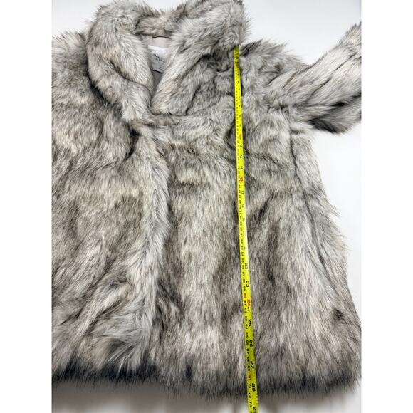 Abercrombie & Fitch Women’s Gray Faux Fur Coat – Size Medium – Unused – Luxe - Picture 6 of 6